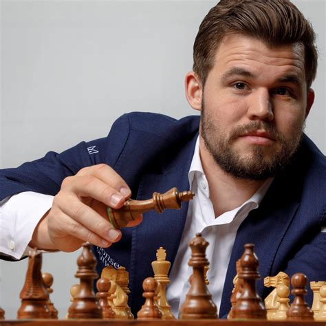 magnus carlsen daily routine <dfn>Magnus Carlsen picked up a fourth win at the World Championship match in Dubai to secure overall victory with three games to spare</dfn>